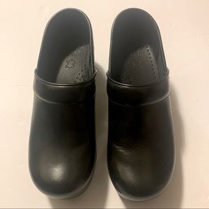 Dansko Professional Clog Black size 37